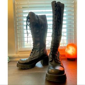 Bongo Black Platform Chunky Heel Lace Up Boots Size 8.5